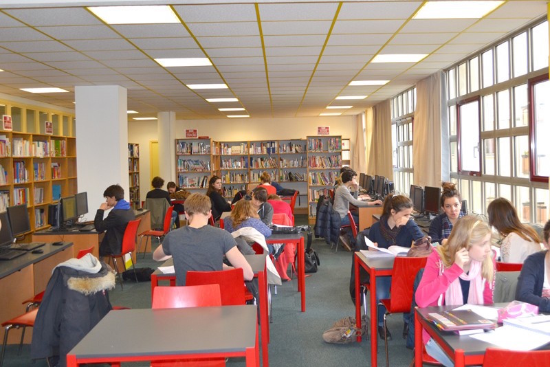 Lycée Blanche de Castille Государственная школа (Нант, Франция) поступить, цены, отзывы Smapse Lycée Blanche de Castille Государственная школа (Нант, Франция) поступить, цены, отзывы Smapse