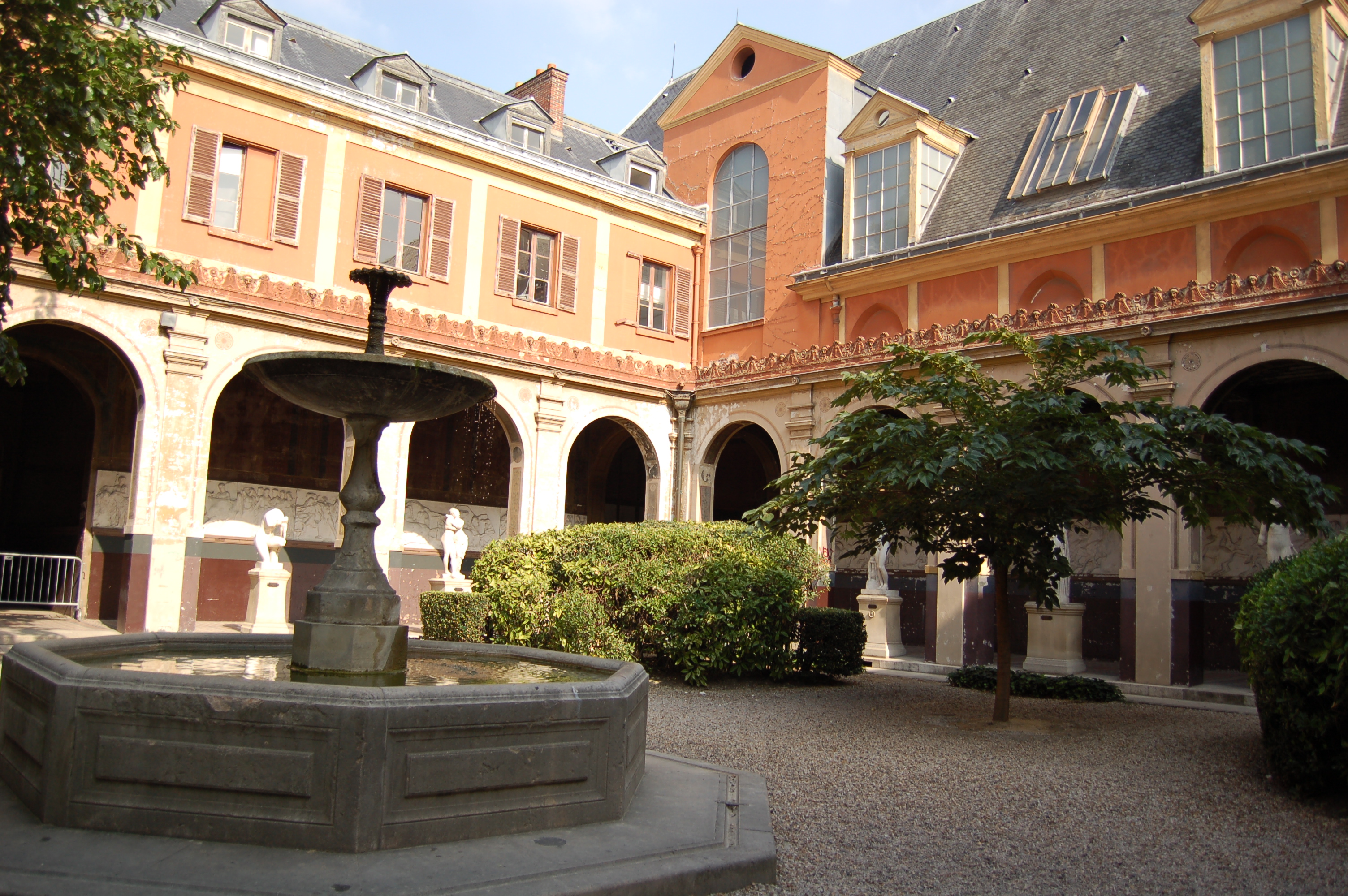 Ecole Nationale Superieure des Beaux arts, Высшая Ecole Nationale Superieure des Beaux arts, Высшая