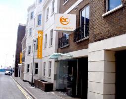 EC Brighton, Языковая школа EC Брайтон