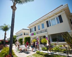 Kings College Los Angeles Кингс Колледж Лос-Анджелес