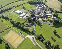 Moreton Hall Летний лагерь Kings Summer Мортон Холл