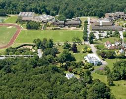ACS Cobham International School Кобэм