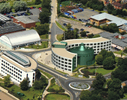 Brunel University Summer Детский лагерь Университет Брунель