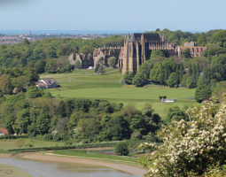 Lancing College Лансинг колледж - школа и лагерь с футболом и теннисом