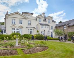 Burgess Hill Girls, Школа для девочек Берджесс-Хилл