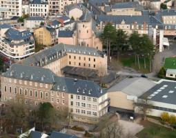 Государственная школа Collège Saint Joseph