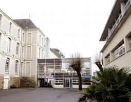 Государственная школа Lycée Sainte Marie