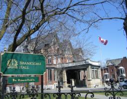 Branksome Hall School Школа для девочек Бранксом Холл
