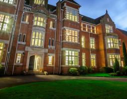 Warwick School Уорвик Скул Школа для мальчиков