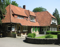 Частная школа Бургберг Гимназиум (Burgberg Gymnasium)