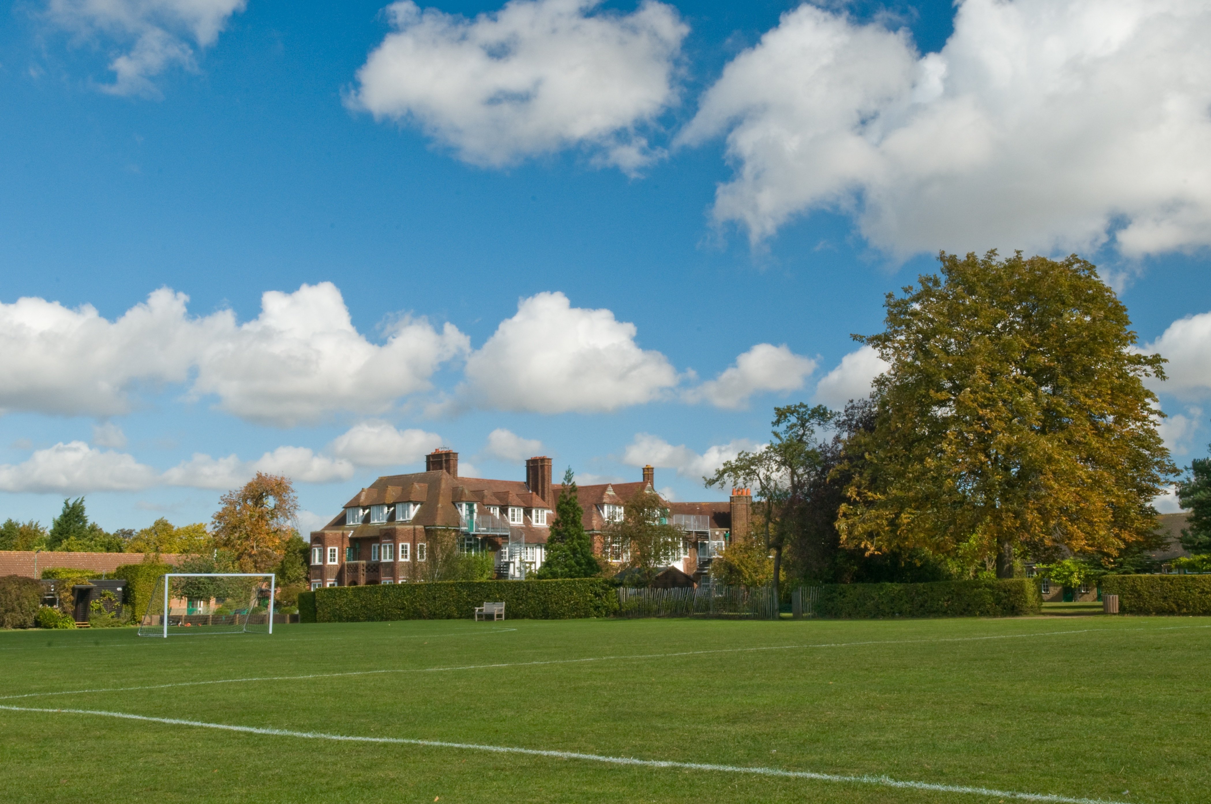 St Christopher School Letchworth Школа Ст Кристофер Скул (пригород