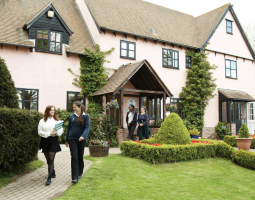 Cambridge International School Школа Кембридж Cambridge International School