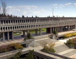 Fraser International College Фрейзер International College