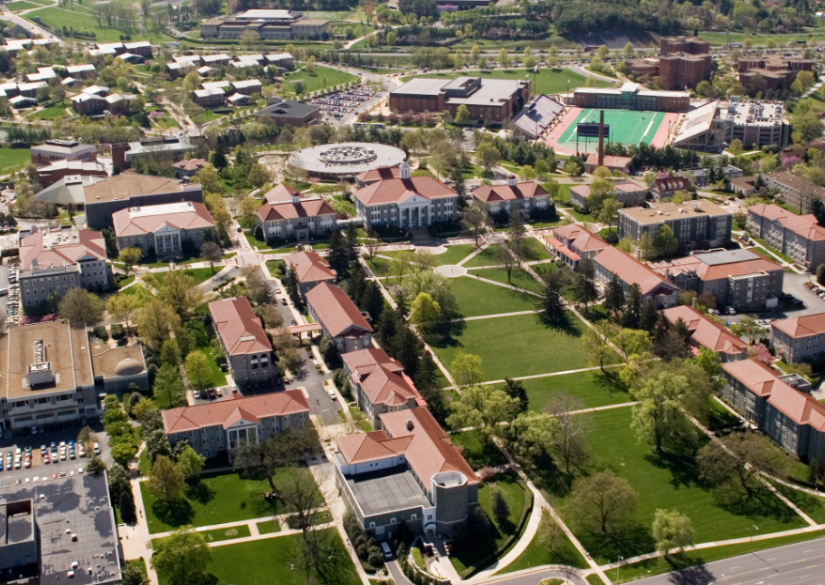 James is a university. James madison university. харрисонбург вирджиния. james madison memorial building.