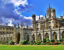Cambridge University Summer Летний лагерь Университет Кембриджа