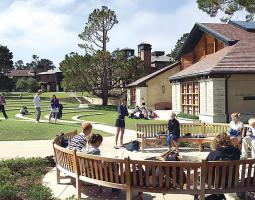 Stevenson School, California Школа Stevenson School в Калифорнии