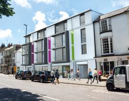Kings College Brighton Кингс Брайтон