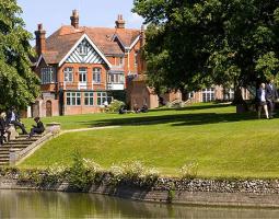 Bedes Eastbourne Summer Летняя Школа Bedes Eastbourne