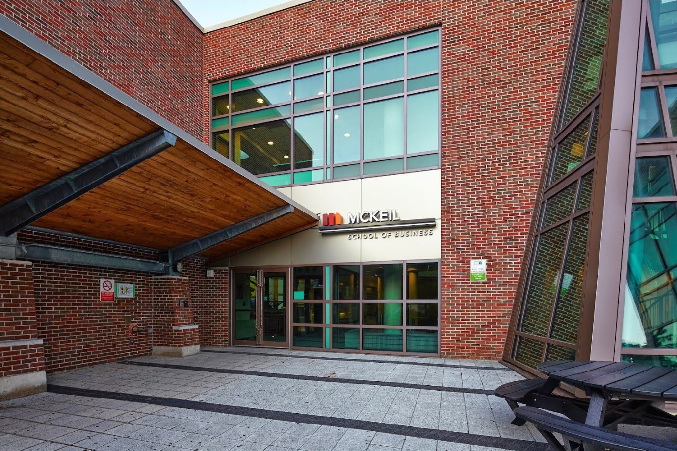 Mohawk College (Мохок Колледж) Mohawk College (Торонто, Онтарио, Канада