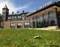 Ashville College Harrogate (Колледж Ashville College)