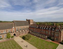 Bradfield College Summer Детский лагерь Брэдфилд Колледж
