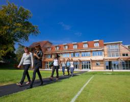 St Mary’s Calne School (Школа St Mary’s Calne School)