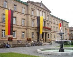 Eberhard Karls Universität Tübingen Тюбингенский университет
