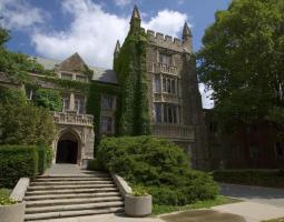 McMaster University Университет Макмастер