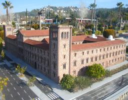 University of Barcelona (UB) Университет Барселоны