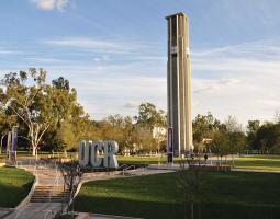 University of California, Riverside (UCR) Калифорнийский университет в Риверсайде