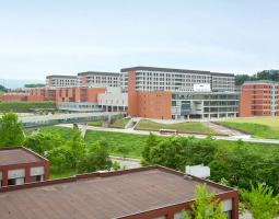 Kanazawa University Университет Каназавы