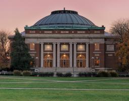 University of Illinois at Urbana-Champaign (UIUC) Иллинойский университет в Урбане-Шампейне