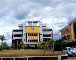 Universitas Diponegoro (UNDIP) Университет Дипонегоро