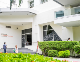 King Mongkut's University of Technology Thonburi (KMUTT) Университет Технологий короля Монгкута Тонбури