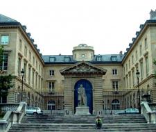 College De Paris (колледж Де Пари)