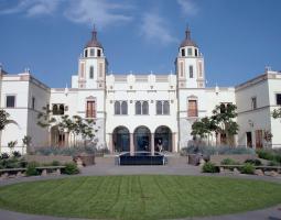 University of San Diego Университет Сан-Диего