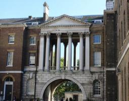 Kings College London Summer летний языковой лагерь Kings College London