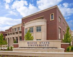 Boise State University (BSU) Государственный университет Бойсе