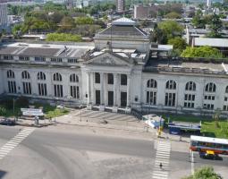 Universidad Nacional de Rosario (UNR) Национальный университет Росарио (УНР)