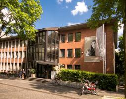 Cologne International Business School CBS (Кёльнская бизнес-школа)