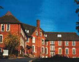 Sparsholt College Summer летний лагерь Sparsholt College Winchester