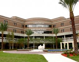 University of North Florida (UNF) Университет Северной Флориды