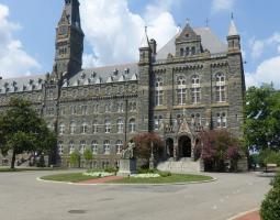 Georgetown University Summer (летний академ лагерь при Университете Джорджтауна)