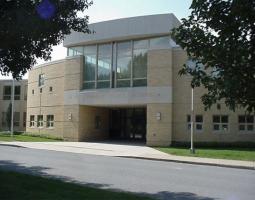 St Thomas More School (частная школа St Thomas More School)