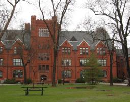 University of Wisconsin-Milwaukee, Университет Висконсин-Милуоки