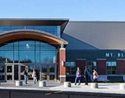 Mt.Blue High School (школа Мт Блу Хай Скул)