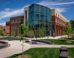 University of Wisconsin Eau Claire Университет Висконсин в О-Клэр