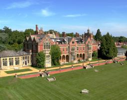 Frensham Heights summer (Летний лагерь Френшем Хейтс)