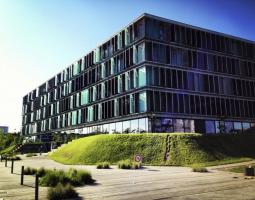 Copenhagen business school, Бизнес-школа Копенгагена