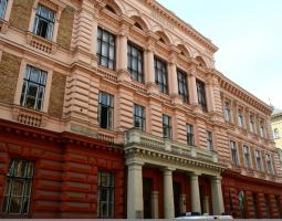 Budapest Business School, Бизнес-школа Будапешта